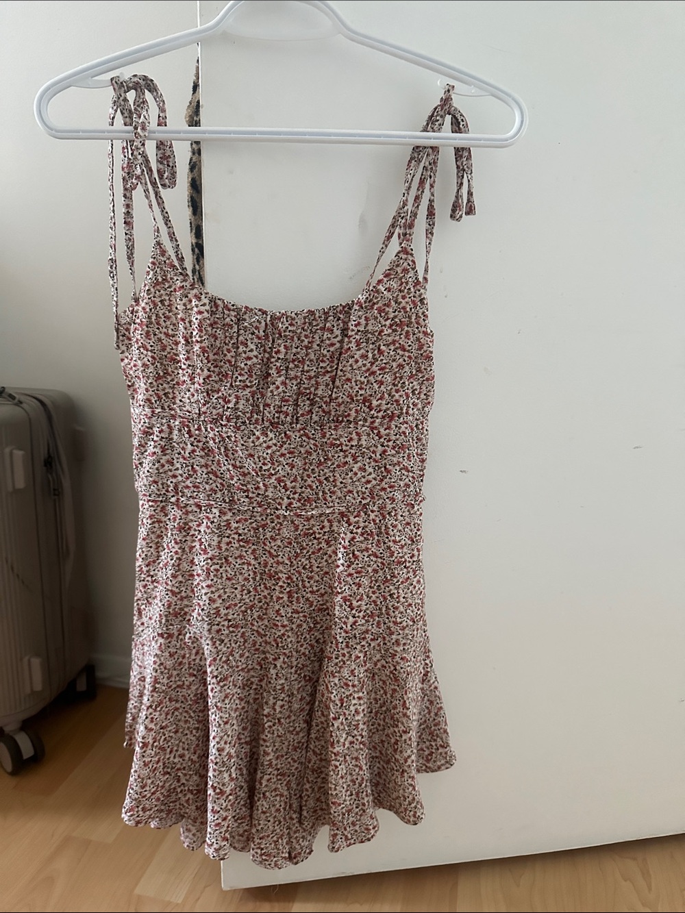 Princess Polly Floral Tie-Strap Romper in Cream and Red